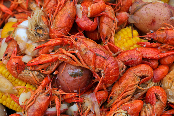 How Much Does a Crawfish Boil Cost at a Lakewood Restaurant?  