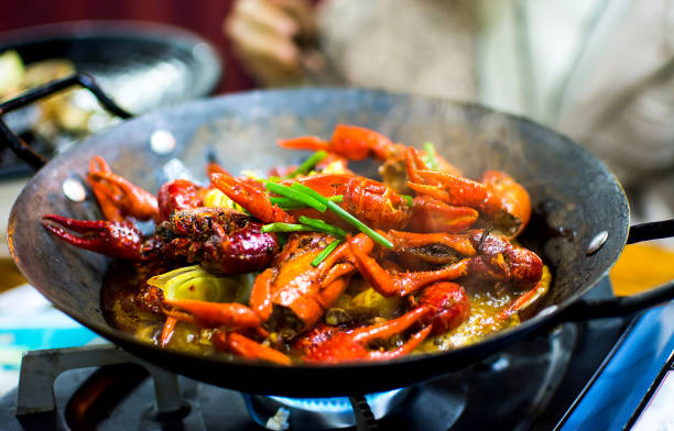 What is the Best Crawfish Boil Restaurant in Lakewood? 