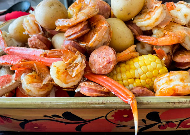 Are There Any Fish Boil Specials Available in Lakewood?