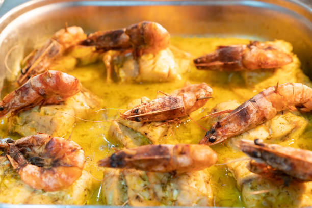 Are There Specialty Crawfish Boils Available at Restaurants in Lakewood?