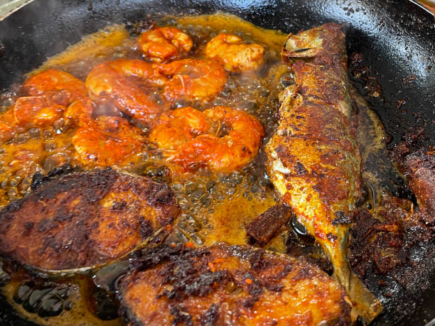 What Type of Seasoning Do the Fish Boils at Lakewood Restaurants Include?